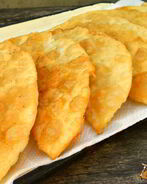 Чебуреки с куриным фаршем и сыром