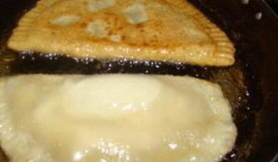 чебуреки с куриным фаршем