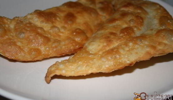 чебуреки с мясом