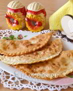 Домашние чебуреки с мясом