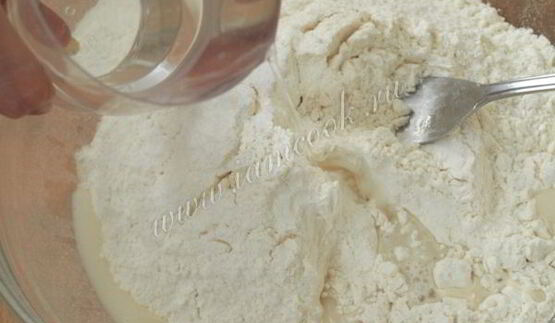 тесто для чебуреков на воде и маргарине