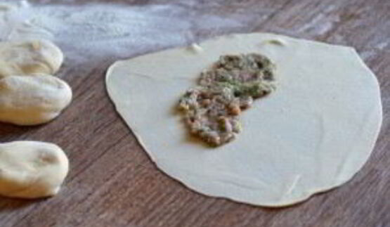 тесто для чебуреков