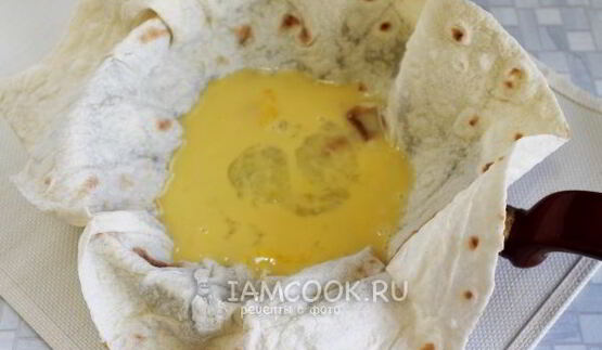 ека с жареным картофелем