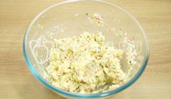 яйца фаршированные крабовыми палочками