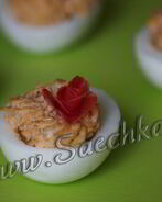 Яйца, фаршированные селедкой