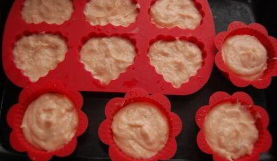 яйца, фаршированные суфле из семги и красной икры