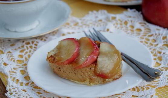 гренки на завтрак с яблоками и корицей
