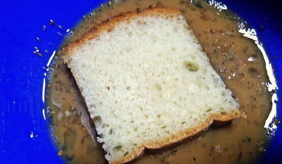 гренки с овощами под сыром