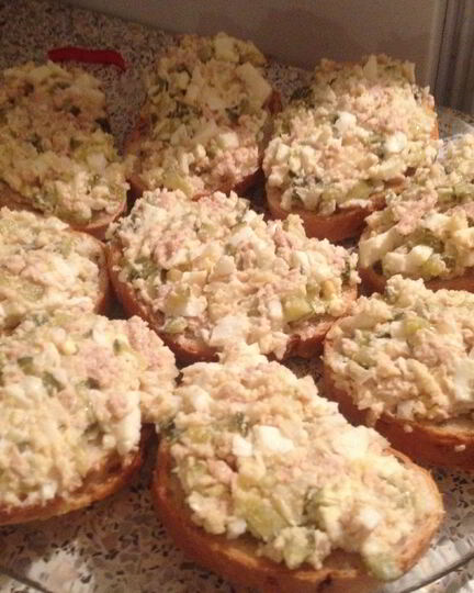 Рецепт гренков с печенью трески