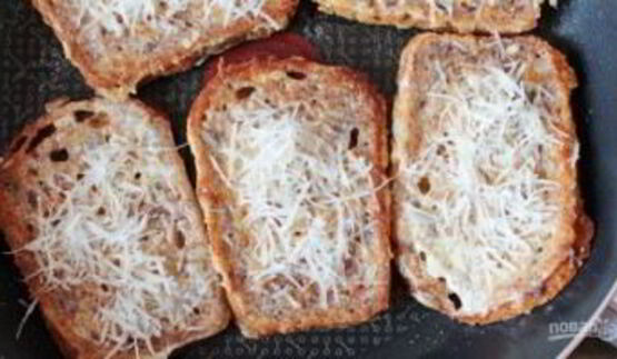 гренки с помидорами и сыром к завтраку