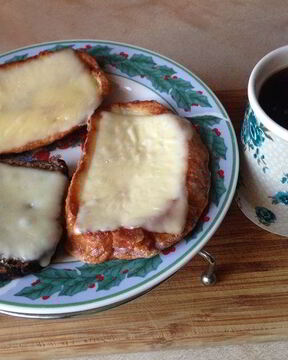 Гренки с сыром на завтрак