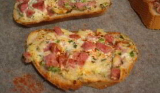 гренки с ветчиной и сыром