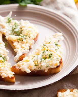 Гренки с яйцом