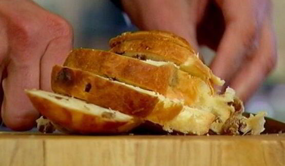 сладкие гренки с томлеными персиками