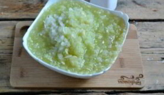 кабачковая икра с майонезом и мивиной