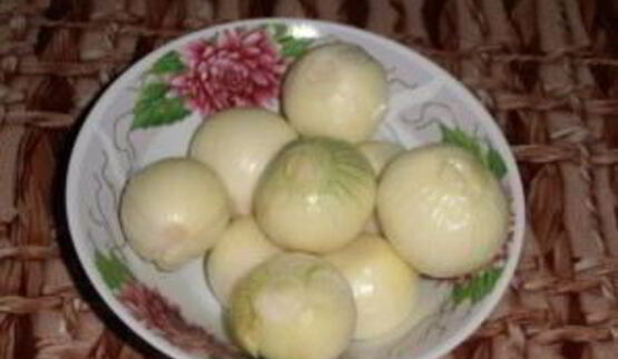 кабачковая икра с соусом