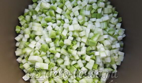 кабачковая икра в мультиварке