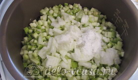 кабачковая икра в мультиварке