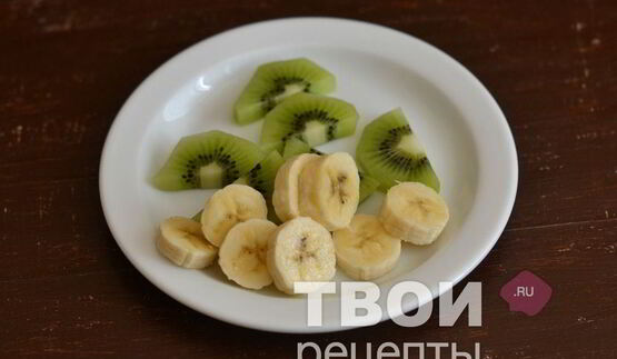 канапе из фруктов