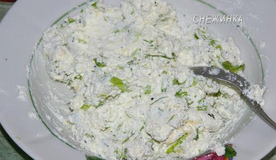 канапе из омлета с творогом