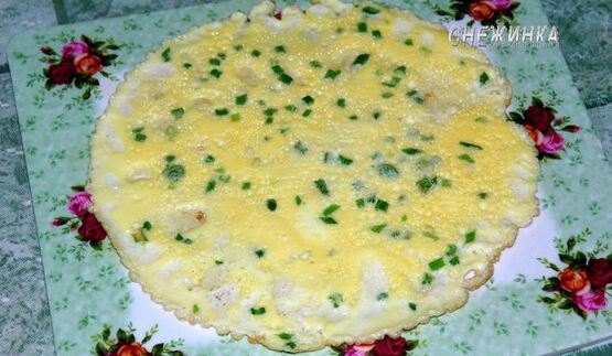 канапе из омлета с творогом