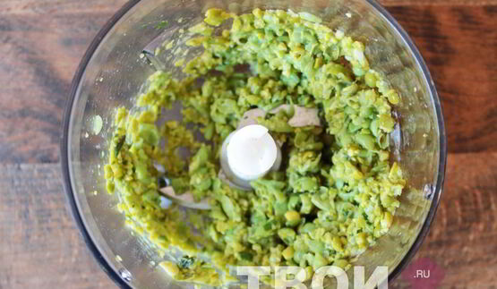 канапе на шпажках