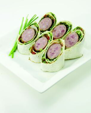 Канапе с копчеными колбасками