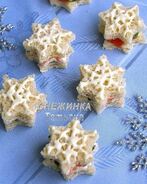 Канапе с красной рыбой Снежинки