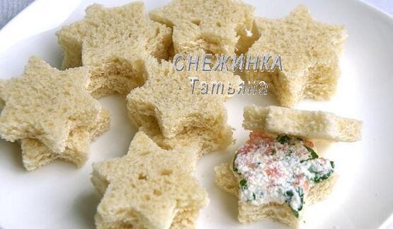 канапе с красной рыбой снежинки