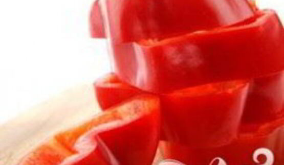 канапе с креветками и авокадо