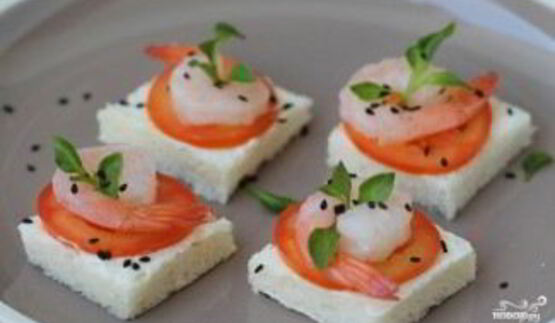 канапе с креветками