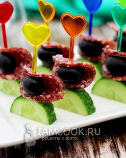 Рецепт канапе с огурцом