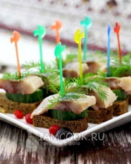 Рецепт канапе с селедкого