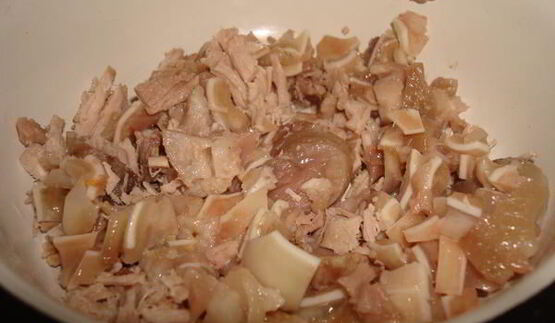 холодец из свиных ушей