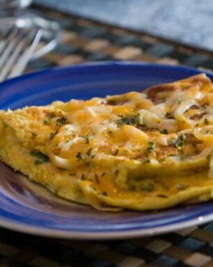 Фриттата с фетой, цукини и мятой