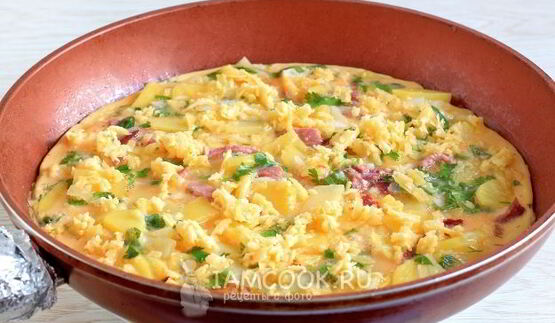 фриттата с картофелем и ветчиной