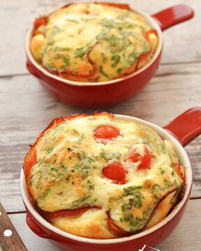 Омлет с беконом в порционных формочках