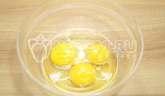 омлет с колбасой и кукурузой бонди