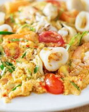 Омлет с морепродуктами