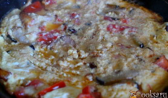 омлет с овощами и ветчиной