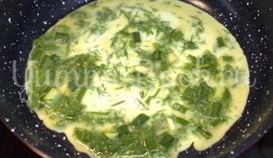 омлет с зеленью