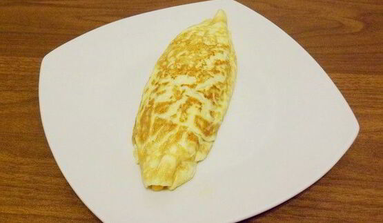 омурайсу , японский омлет с начинкой