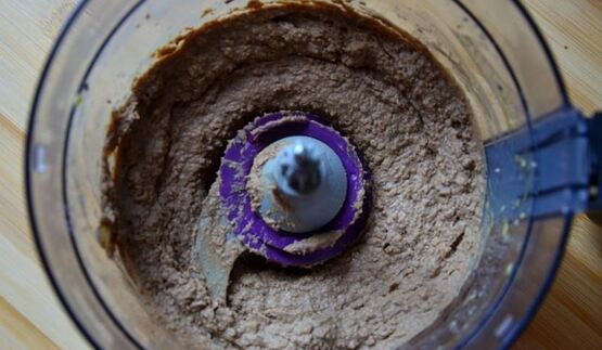 паштет из куриной печени с горохом нут