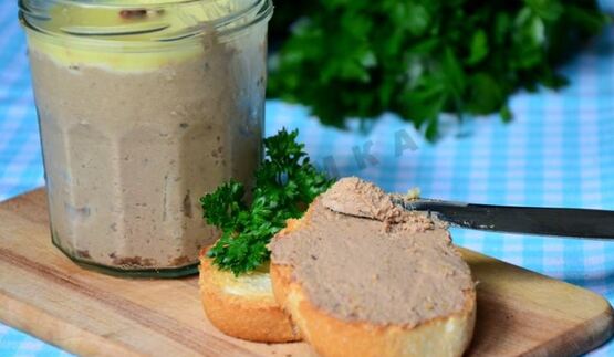 паштет из куриной печени с горохом нут