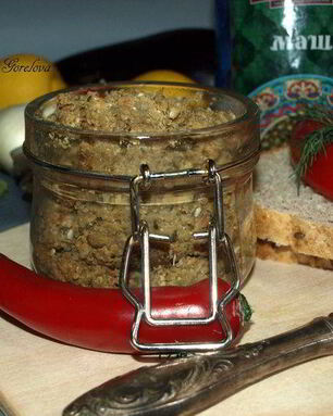 Паштет из маша с баклажанами и кунжутно-ореховой пастой