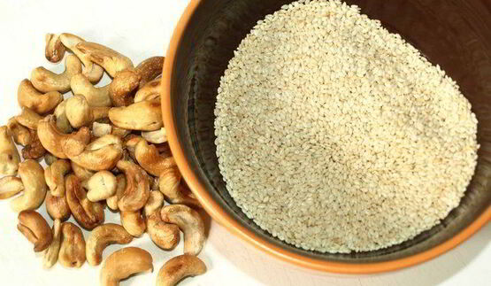 паштет из маша с баклажанами и кунжутно-ореховой пастой