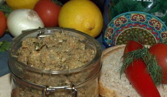 паштет из маша с баклажанами и кунжутно-ореховой пастой