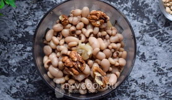 постный паштет из фасоли с грибами