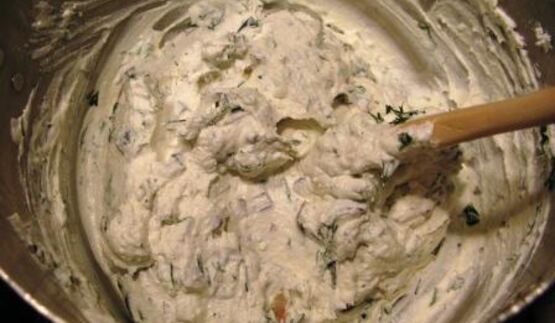 творожный паштет с жареными перцами