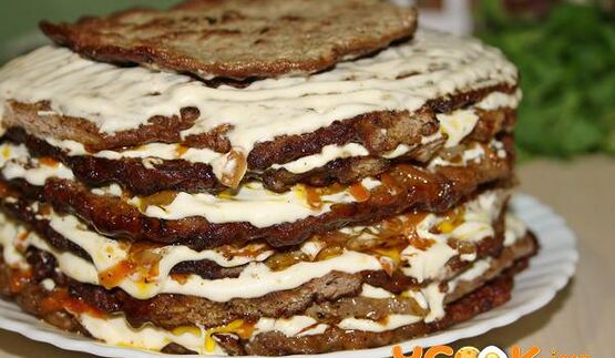 печеночный торт из свиной печени